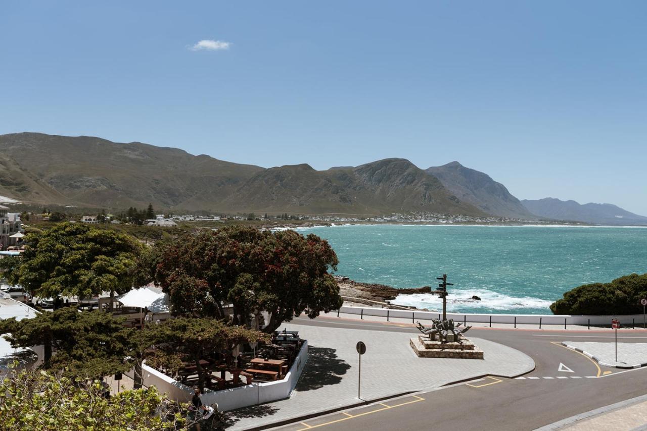 Auberge Burgundy Boutique Hotel & Spa Hermanus Bagian luar foto