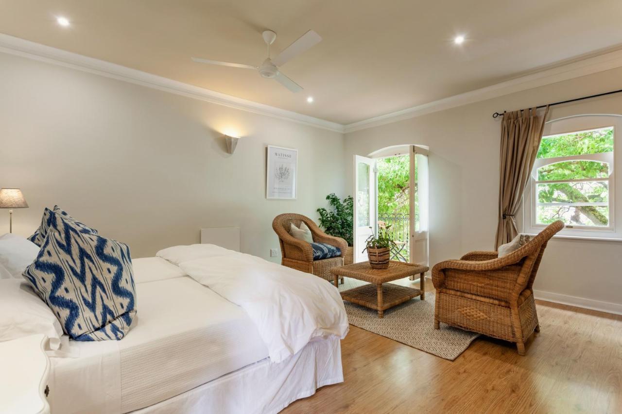 Auberge Burgundy Boutique Hotel & Spa Hermanus Bagian luar foto