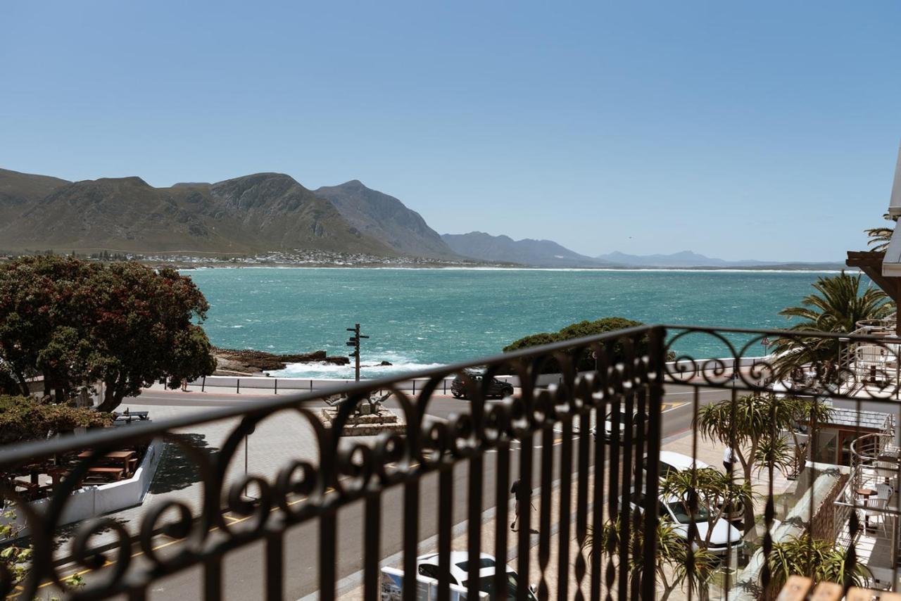 Auberge Burgundy Boutique Hotel & Spa Hermanus Bagian luar foto