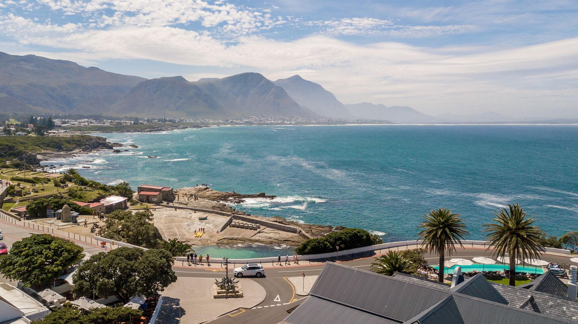 Auberge Burgundy Boutique Hotel & Spa Hermanus Bagian luar foto