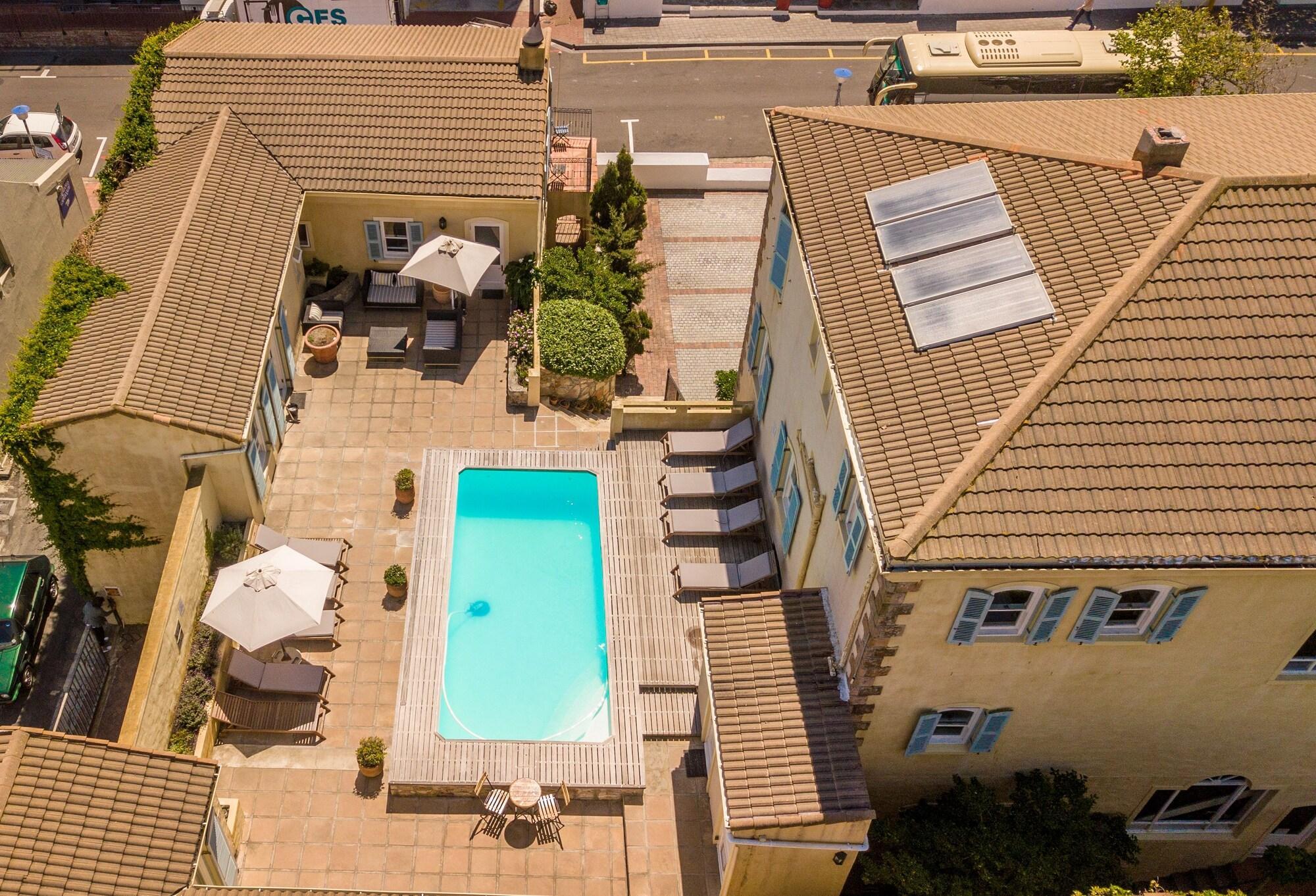 Auberge Burgundy Boutique Hotel & Spa Hermanus Bagian luar foto
